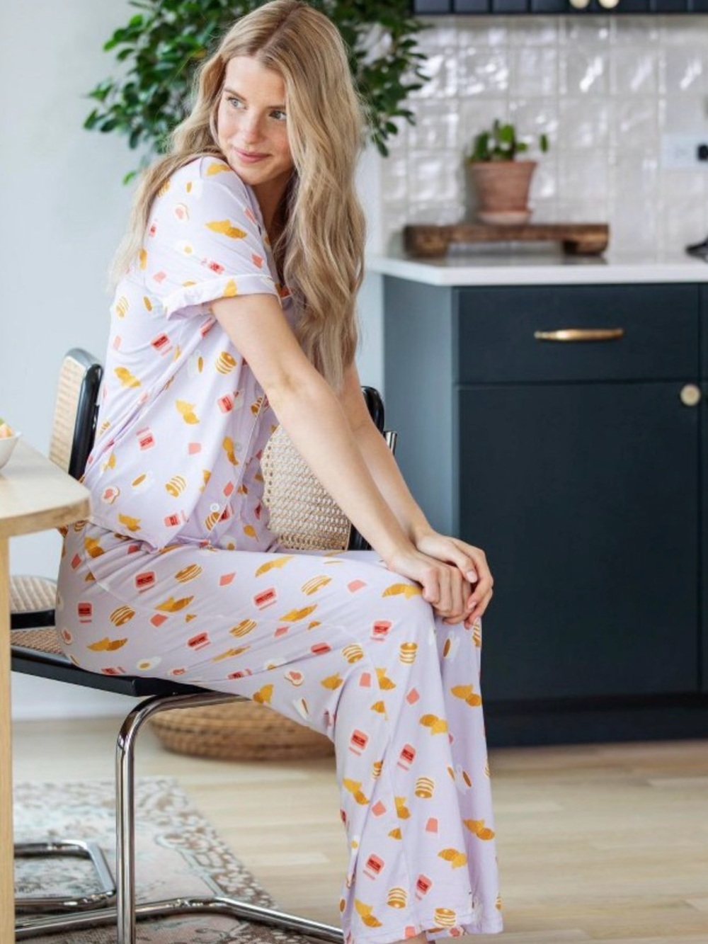 Hello Mello Sweet Dreams Patterned Pajama Set - Soft Sleep Tee & Pants